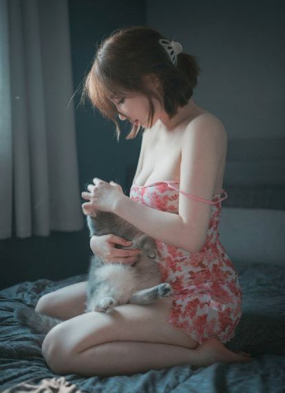 初恋邻居h肉肉1v1